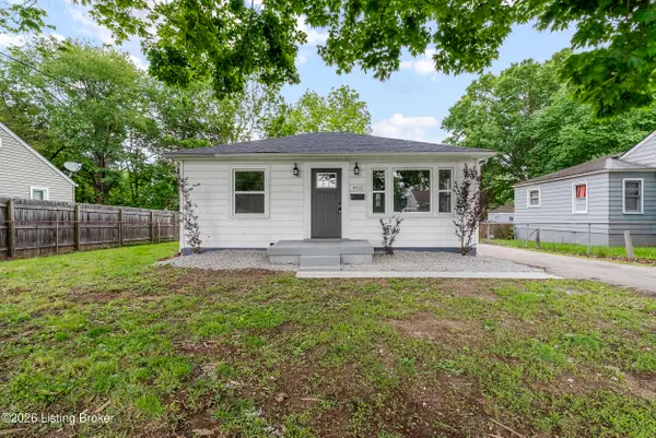 4913 Feys Dr, Louisville, KY 40216