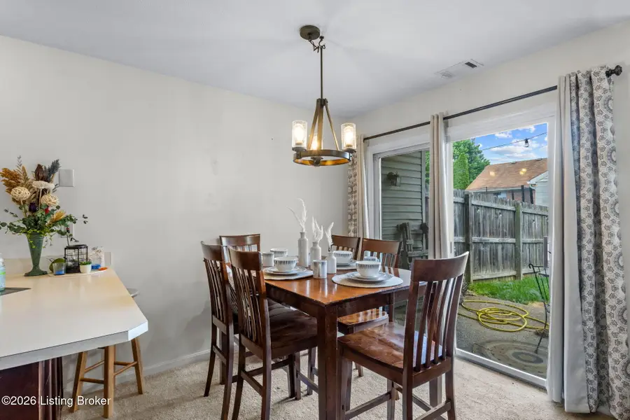 126 Frank Ln, Mount Washington, KY 40047 - #2