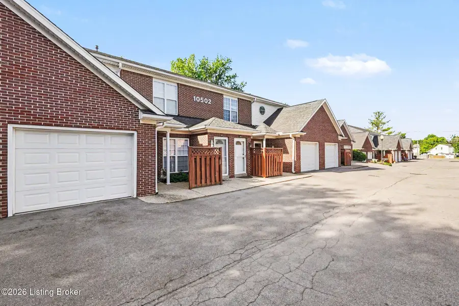 10502 Vining Pl #201, Louisville, KY 40241 - #3