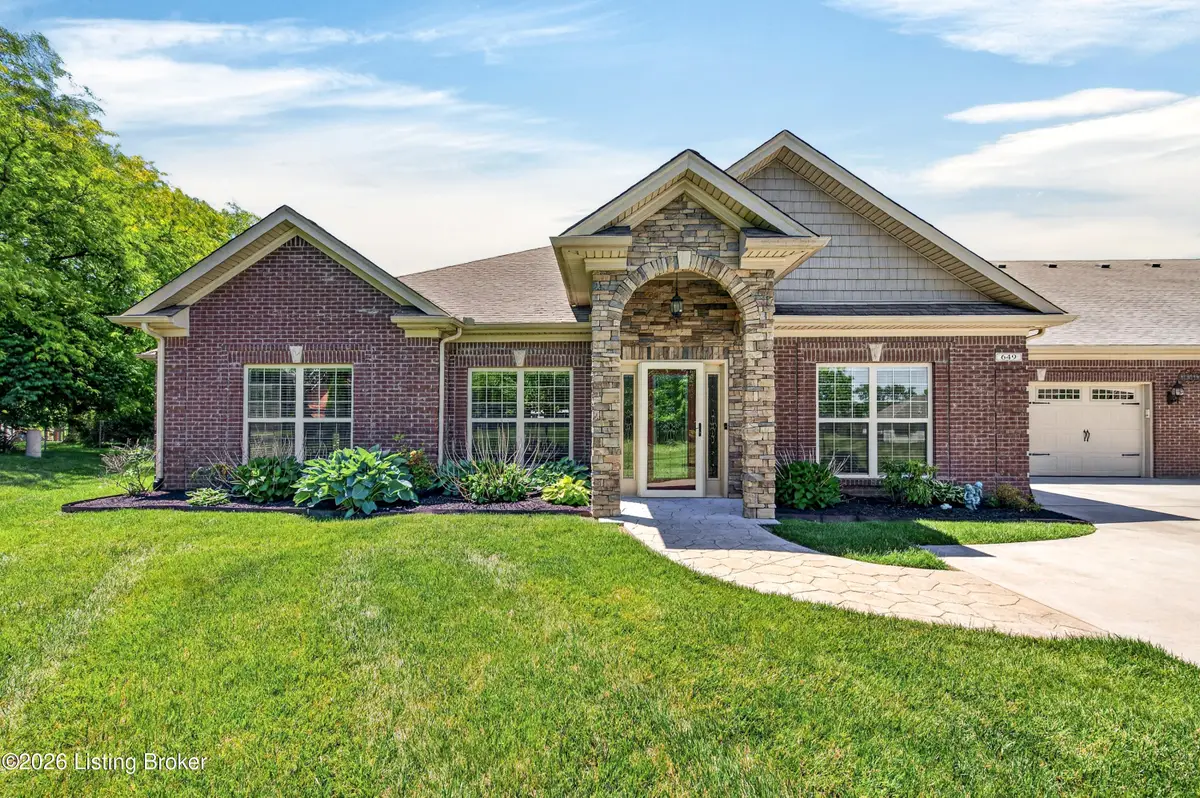 649 Shoshone Ct, Shelbyville, KY 40065 - #1