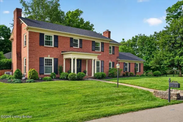 5900 Cabin Way, Louisville, KY 40222