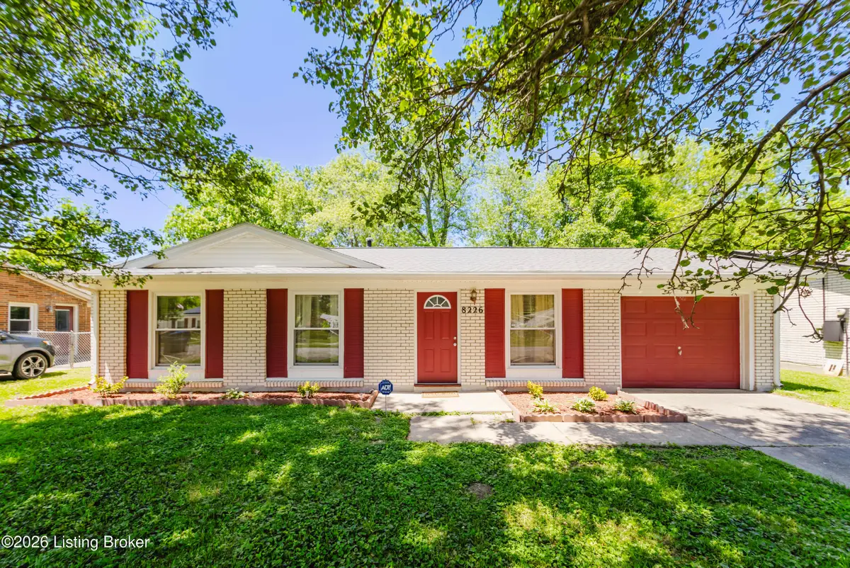8226 Afterglow Dr, Louisville, KY 40214 - #1