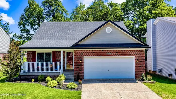 11808 Oak Bay Dr, Louisville, KY 40245