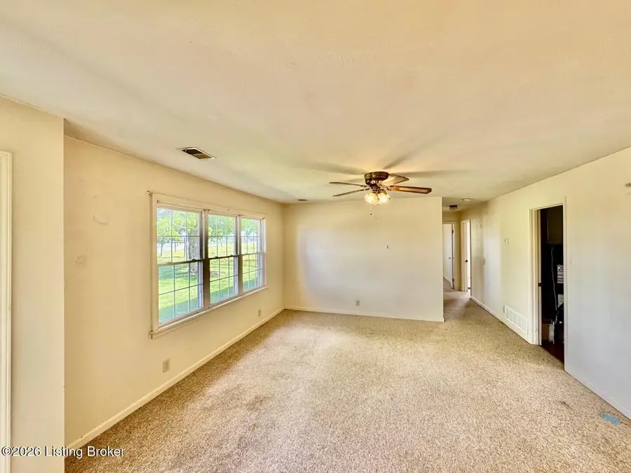 5464 Mackville Rd, Springfield, KY 40069 - #3
