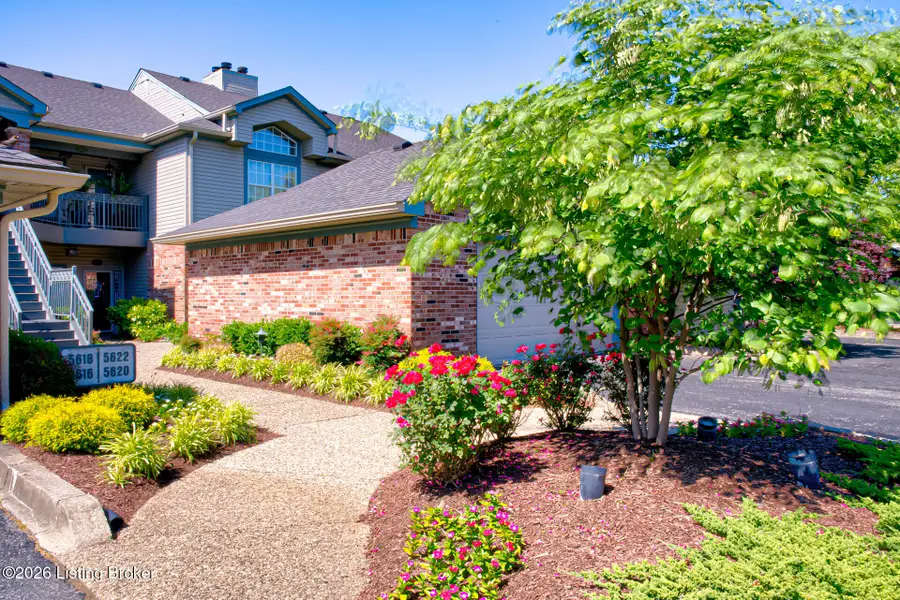 5620 Harrods Run Rd, Prospect, KY 40059 - #2