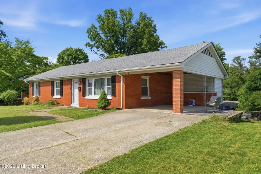 105 Dundee Dr, Lexington, KY 40517 - #3