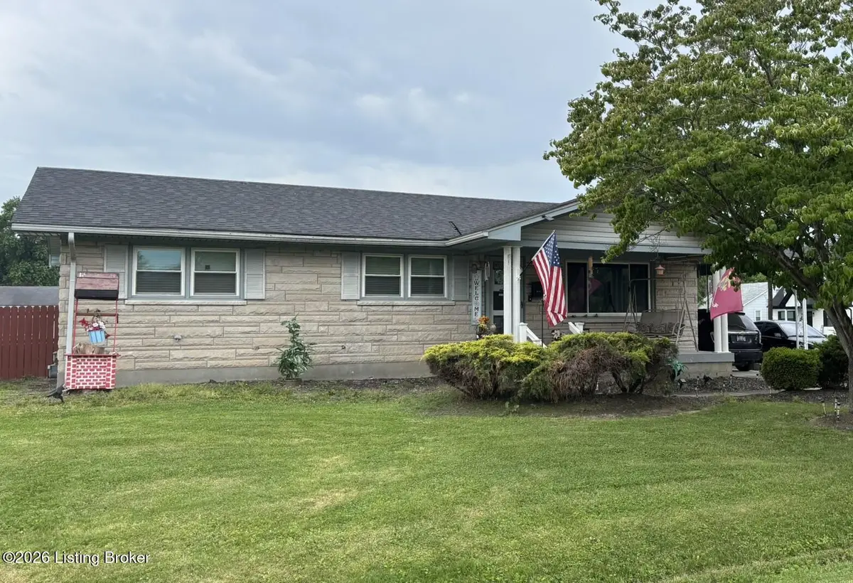 5616 Barksdale Dr, Louisville, KY 40258 - #1