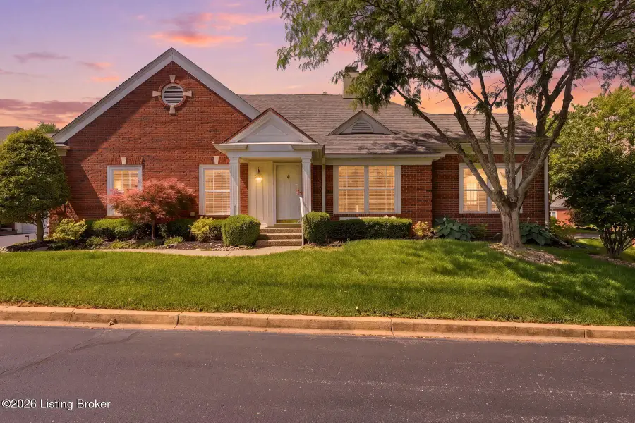 3823 Spring Arbor Dr, Louisville, KY 40245 - #2