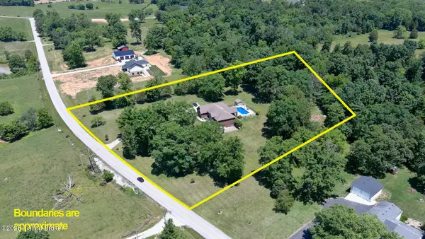 9594 Long Grove Rd, Rineyville, KY 40162