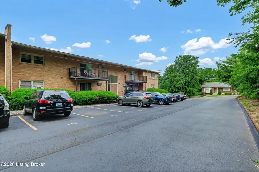 1718 Odaniel Ave #APT 11, Louisville, KY 40213 - #3
