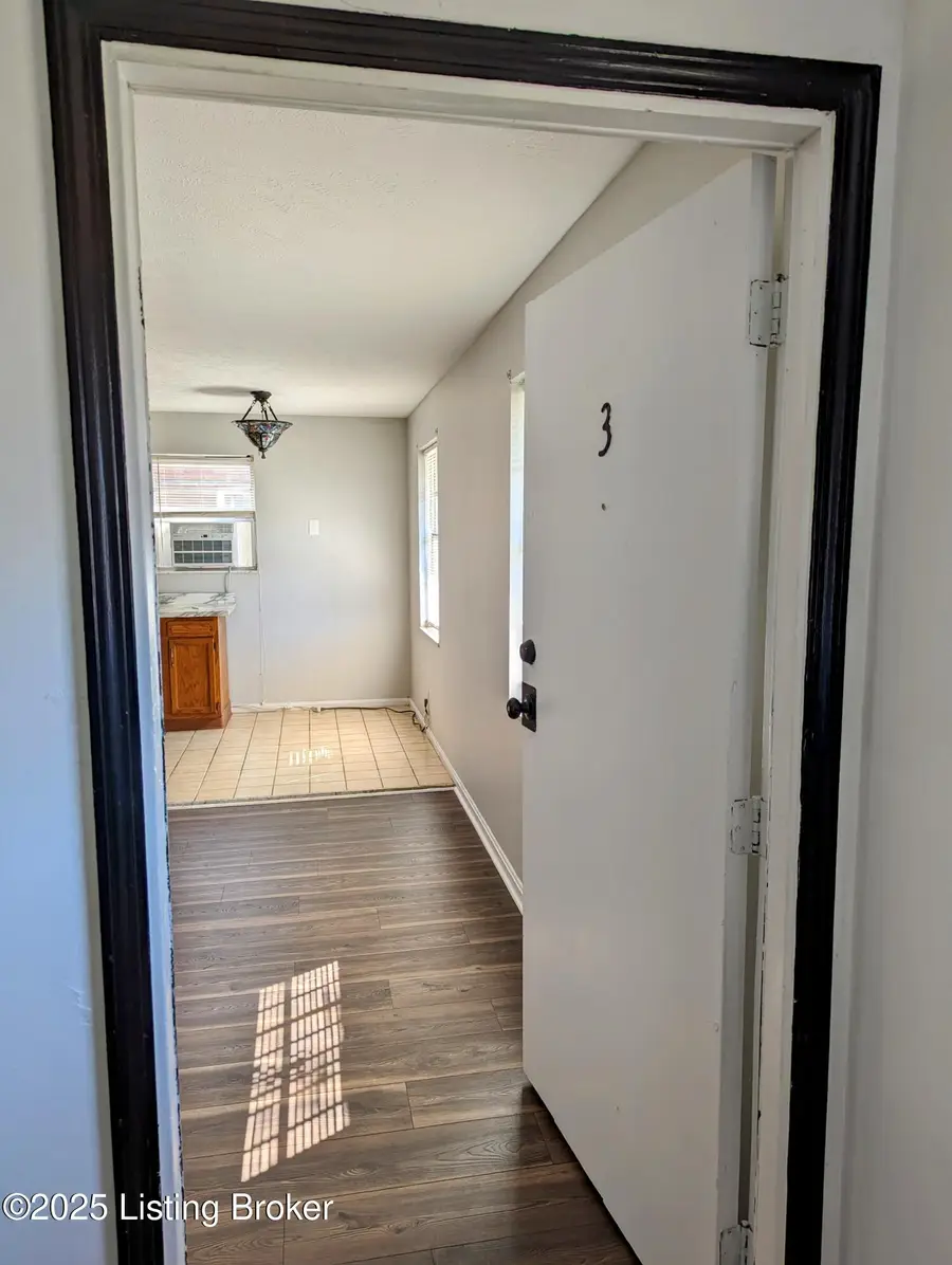 3523 Georgetown Pl #3, Louisville, KY 40215 - #2