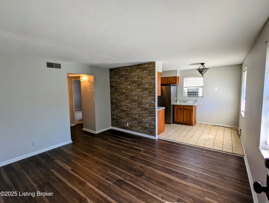 3523 Georgetown Pl #3, Louisville, KY 40215 - #3