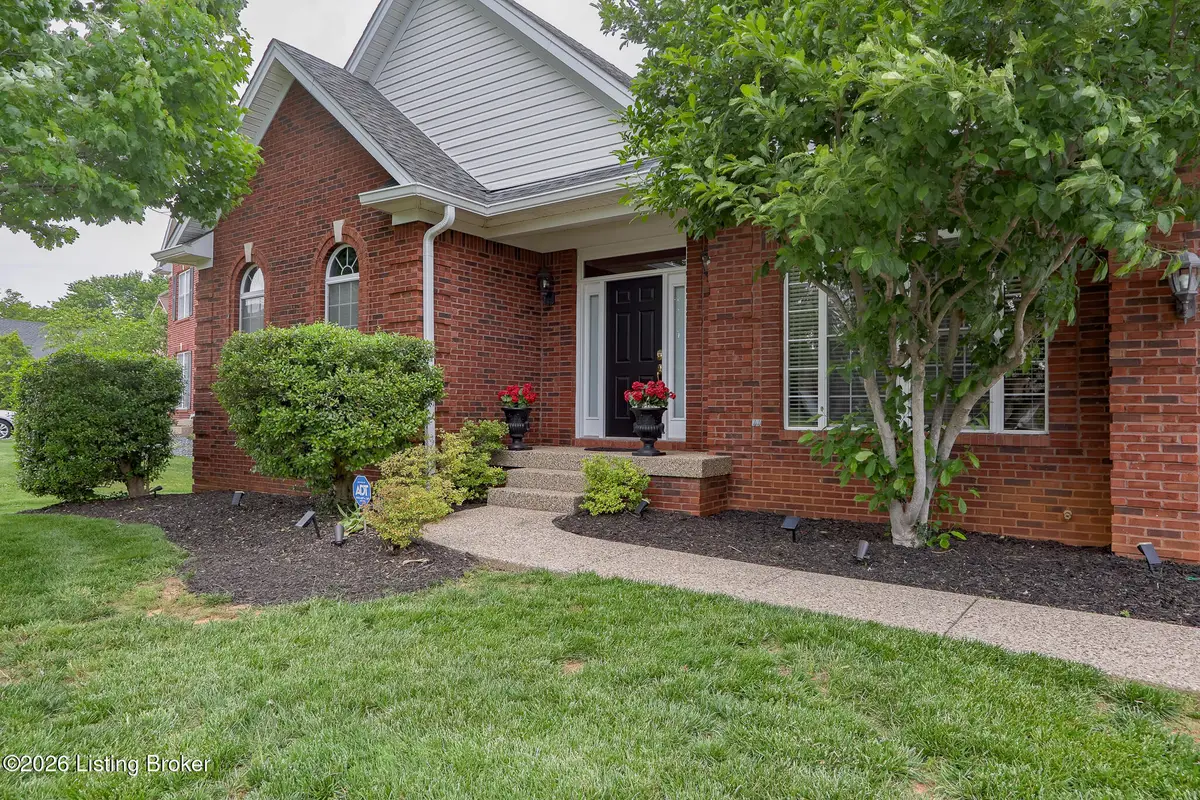 13801 Forest Bend Cir, Louisville, KY 40245 - #1