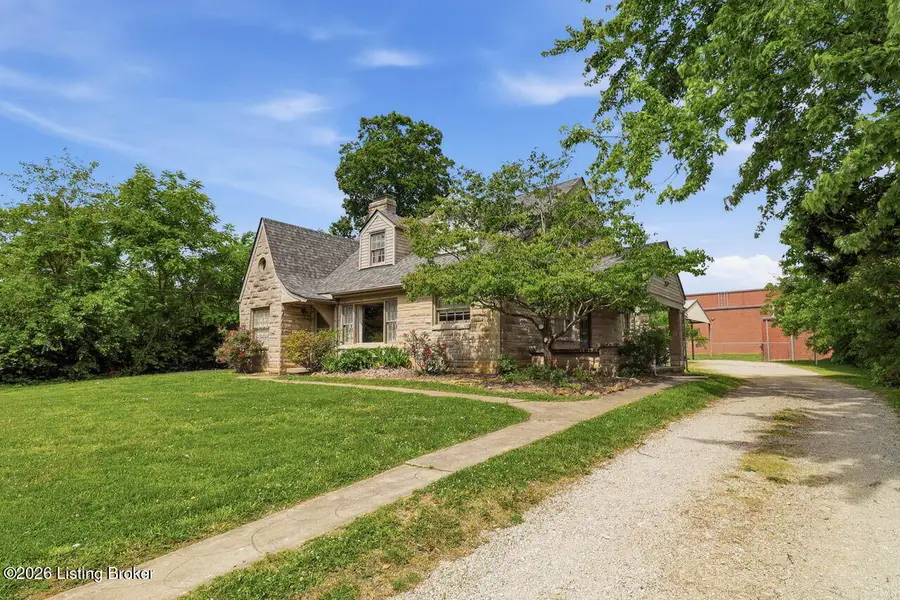 219 West Ave, Mount Washington, KY 40047 - #2