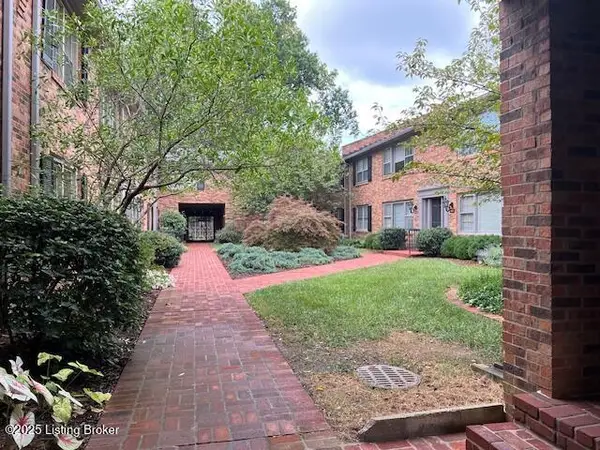 3811 Washington Square #1f, Louisville, KY 40207