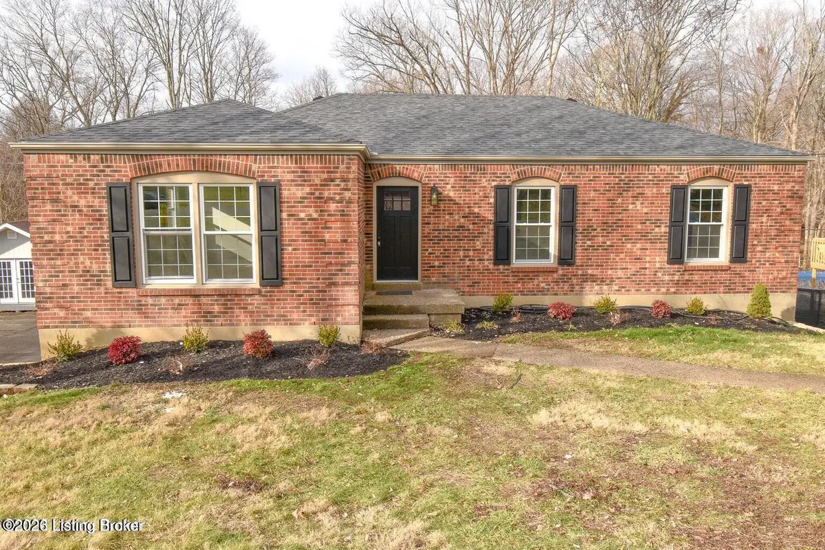 7308 Bluffington Rd, Louisville, KY 40291 - #1