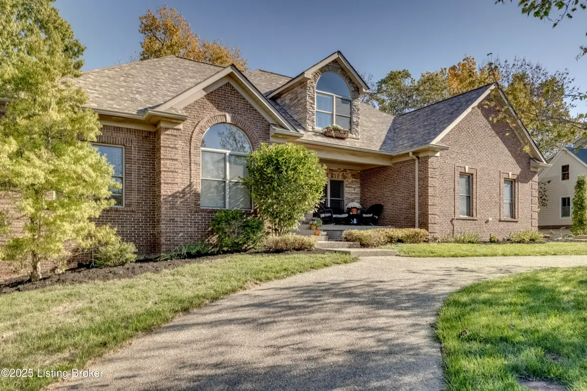279 Persimmon Ridge Dr, Louisville, KY 40245 - #1