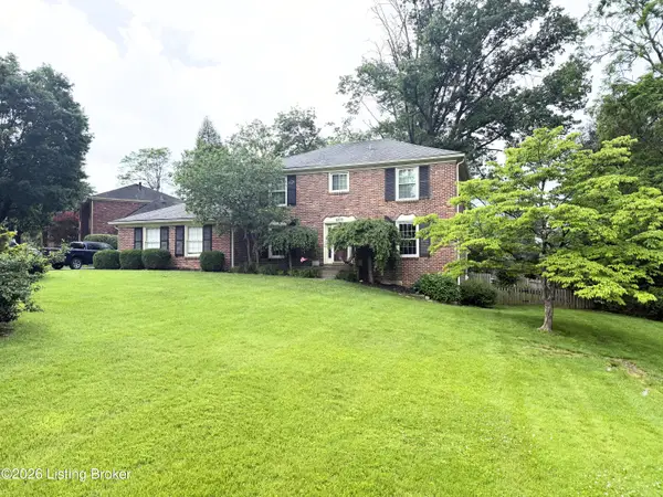 4610 Deepwood Dr, Louisville, KY 40241