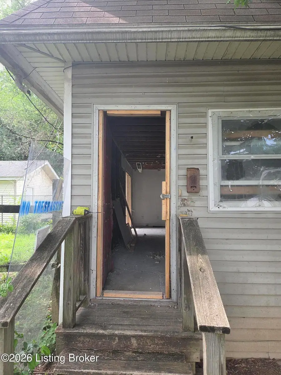 2400 Griffiths Ave, Louisville, KY 40212 - #2