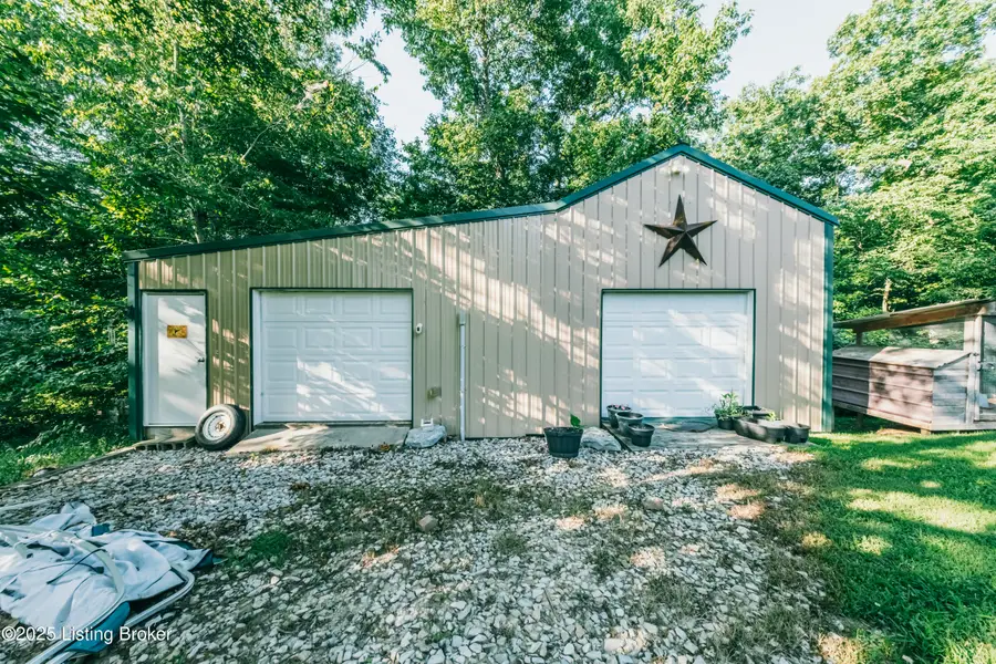 380 N Cave Springs Rd, McDaniels, KY 40152 - #3