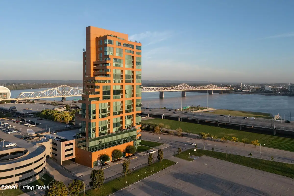 222 E Witherspoon St #1801, Louisville, KY 40202 - #1