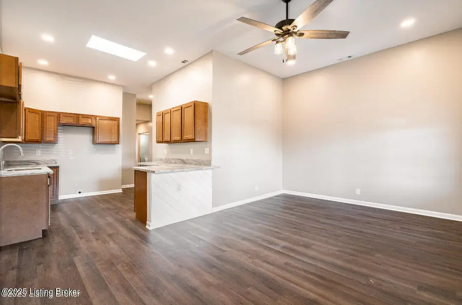 2919 Montgomery St, Louisville, KY 40212 - #3