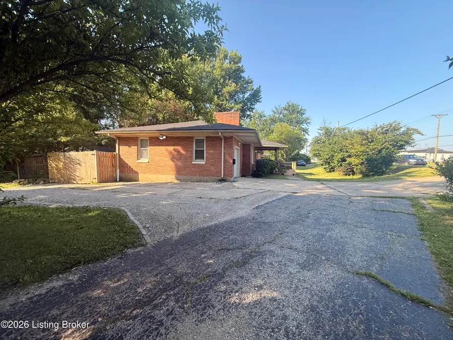 4639 Cane Run Rd, Louisville, KY 40216 - #2