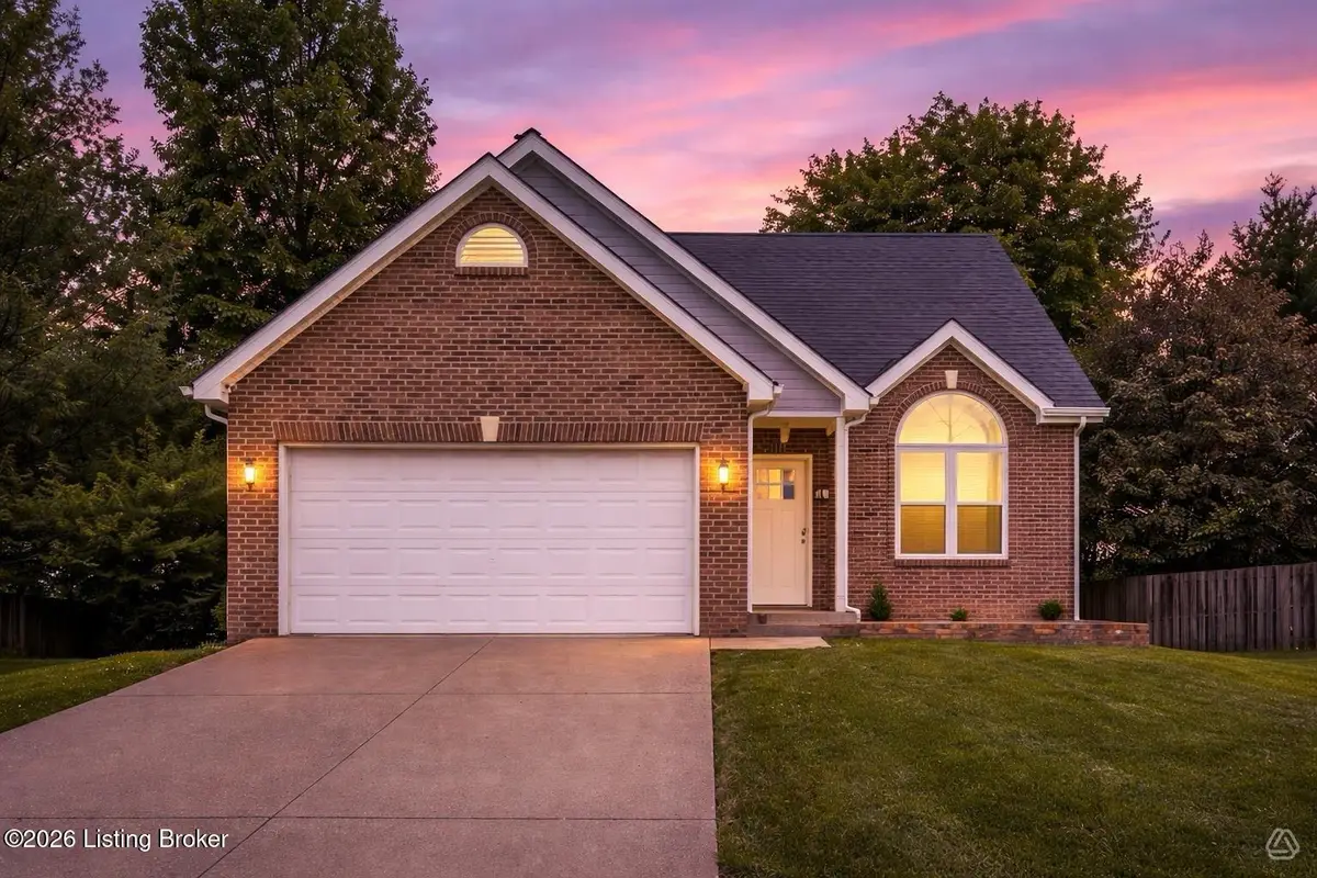 49 N Country Dr, Shelbyville, KY 40065 - #1