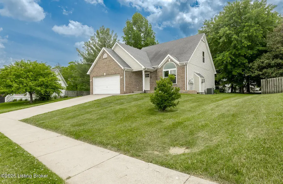 49 N Country Dr, Shelbyville, KY 40065 - #2