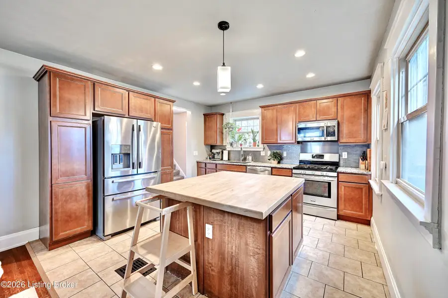 831 N Fort Thomas Ave, Fort Thomas, KY 41075 - #3
