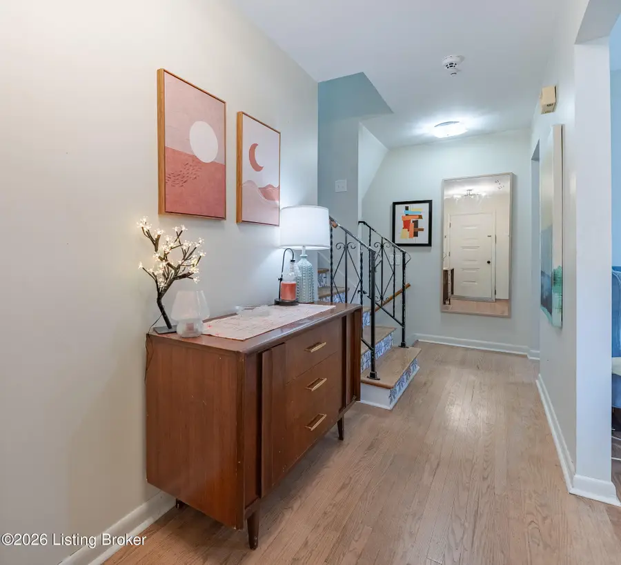 3618 Glencreek Ln, Louisville, KY 40218 - #3