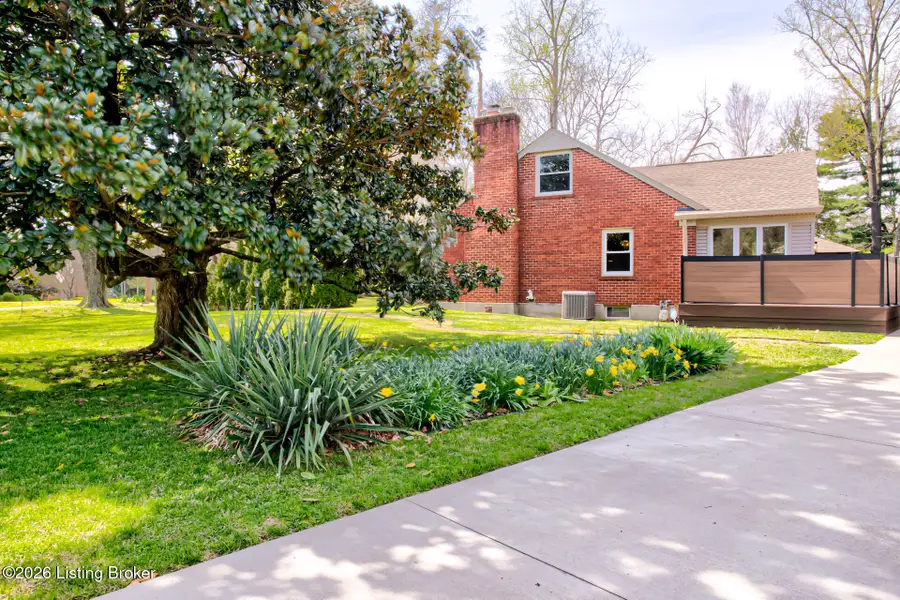 611 Rudy Ln, Louisville, KY 40207 - #3