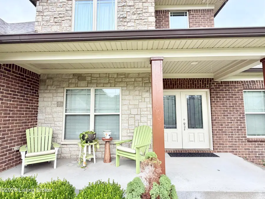 9805 Sunnys Halo Ct, Louisville, KY 40214 - #3