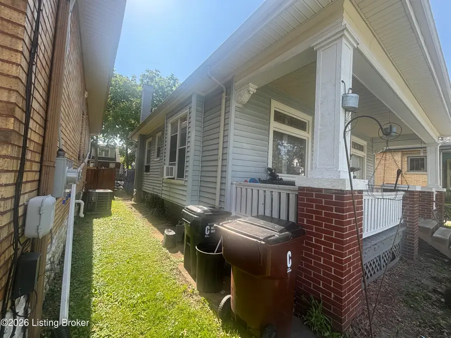 3911 Gilbert Ave, Covington, KY 41015 - #2