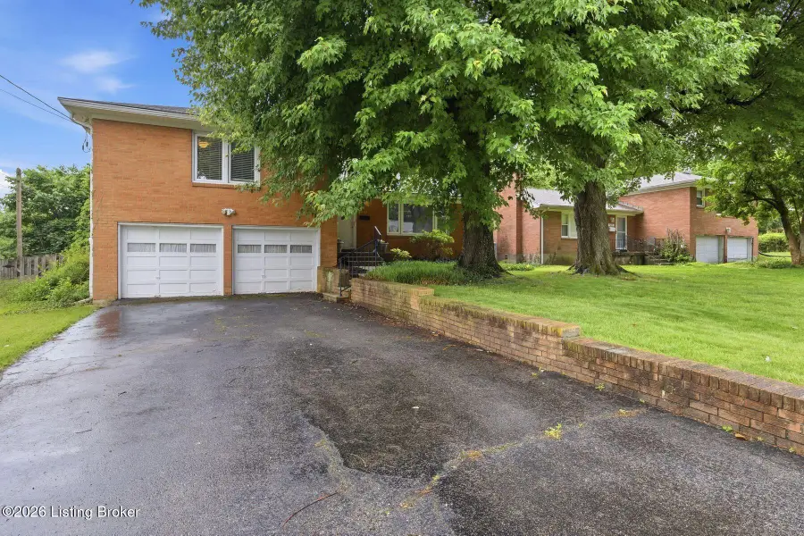 3143 Pamela Way, Louisville, KY 40220 - #2