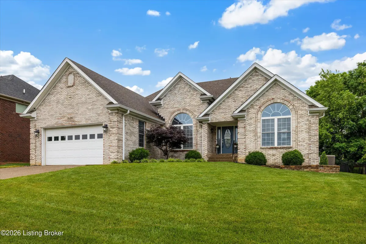 10407 Buzzman Dr, Louisville, KY 40291 - #1