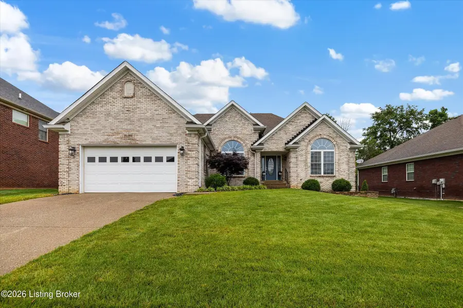 10407 Buzzman Dr, Louisville, KY 40291 - #3