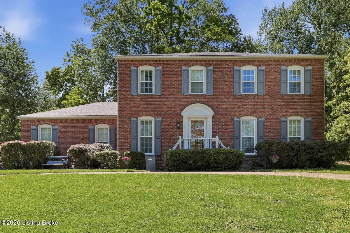 4108 Meadowland Dr, Prospect, KY 40059 - #1