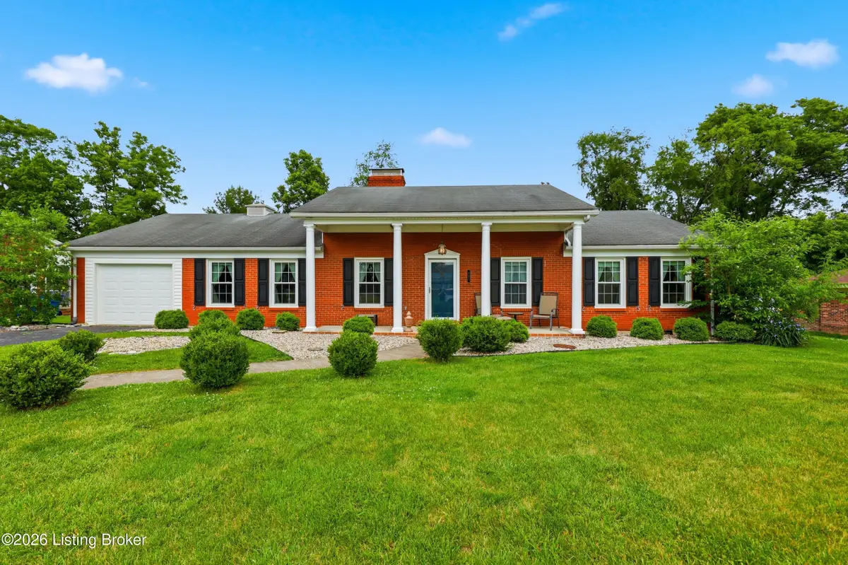 921 Miller Ave, Shelbyville, KY 40065 - #1