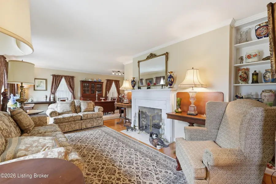 921 Miller Ave, Shelbyville, KY 40065 - #2