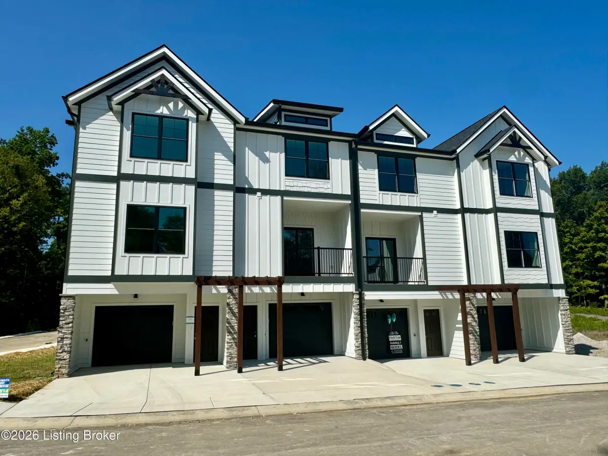 7302 Park Vue Dr, Crestwood, KY 40014 - #1