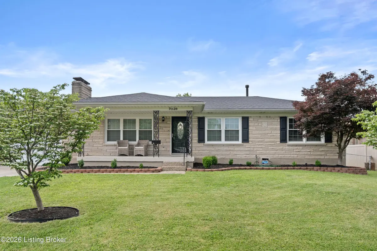 7028 Uranus Dr, Louisville, KY 40258 - #1