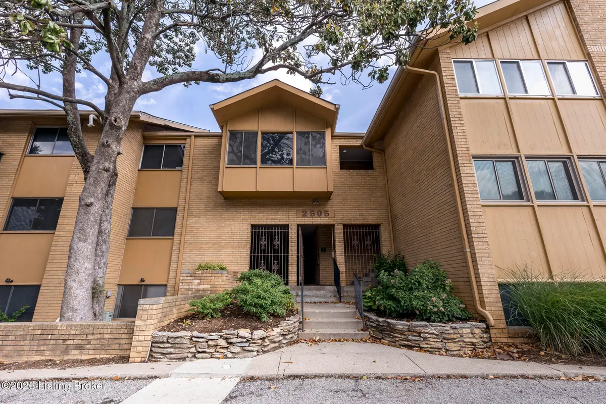 2505 Brownsboro Rd #APT B5, Louisville, KY 40206 - #1