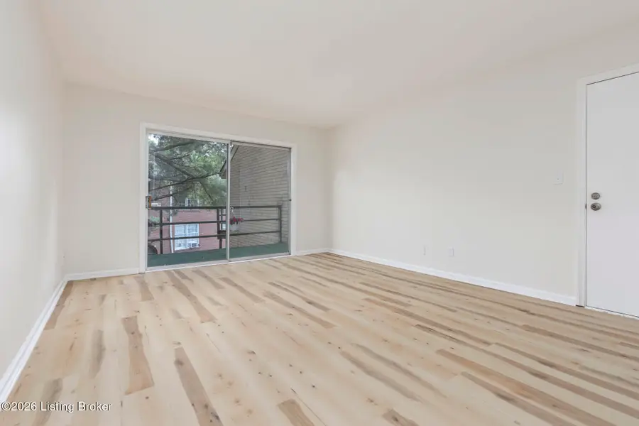2505 Brownsboro Rd #APT B5, Louisville, KY 40206 - #3