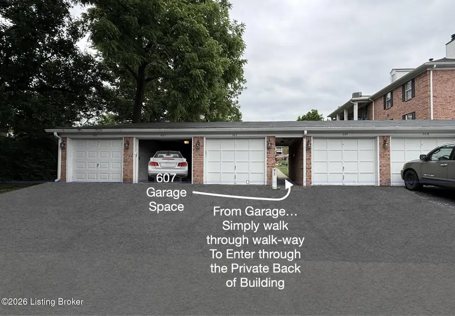607 Donard Park Ave, Louisville, KY 40218 - #3