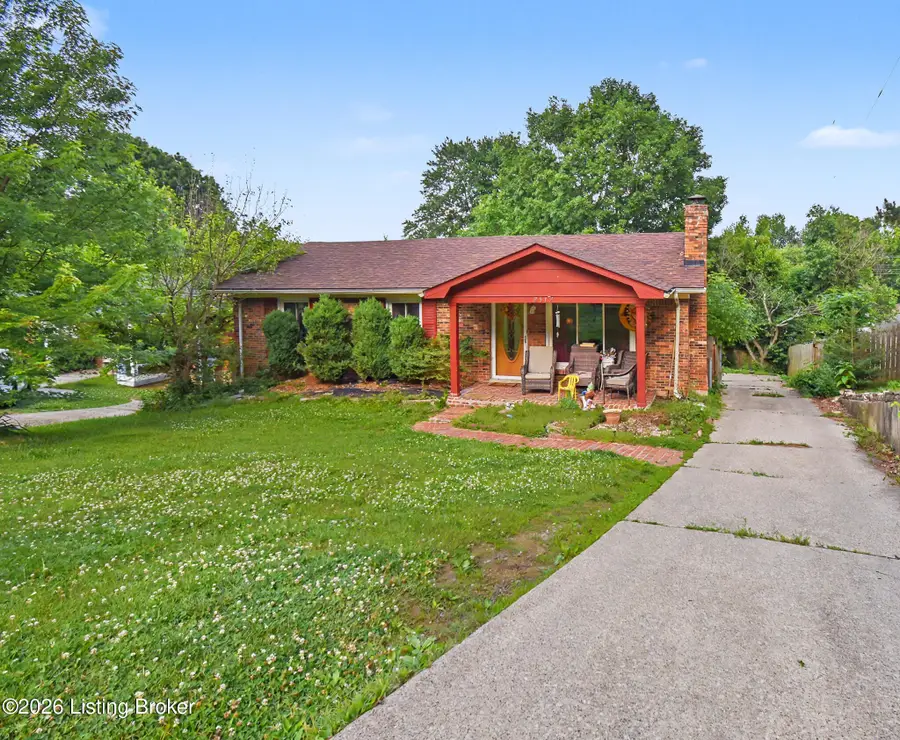 7517 Manslick Rd, Louisville, KY 40214 - #2