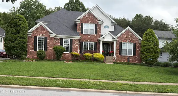 3705 Woodmont Park Ln, Louisville, KY 40245