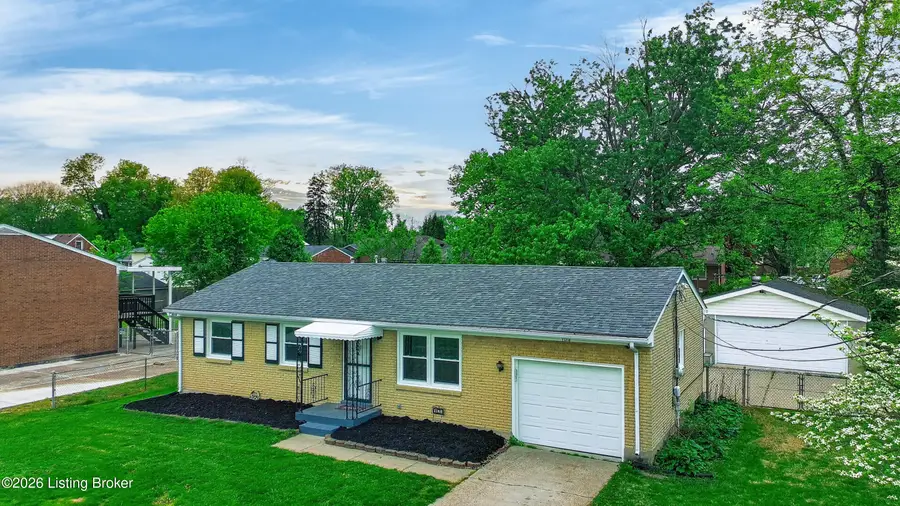 11214 Deering Rd, Louisville, KY 40272 - #3