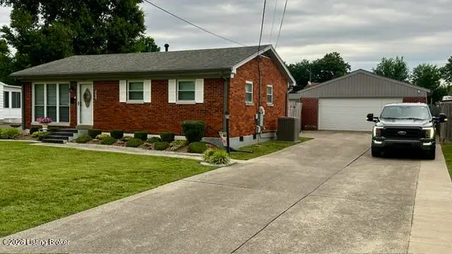 9209 Fenmore Ave, Louisville, KY 40272 - #3