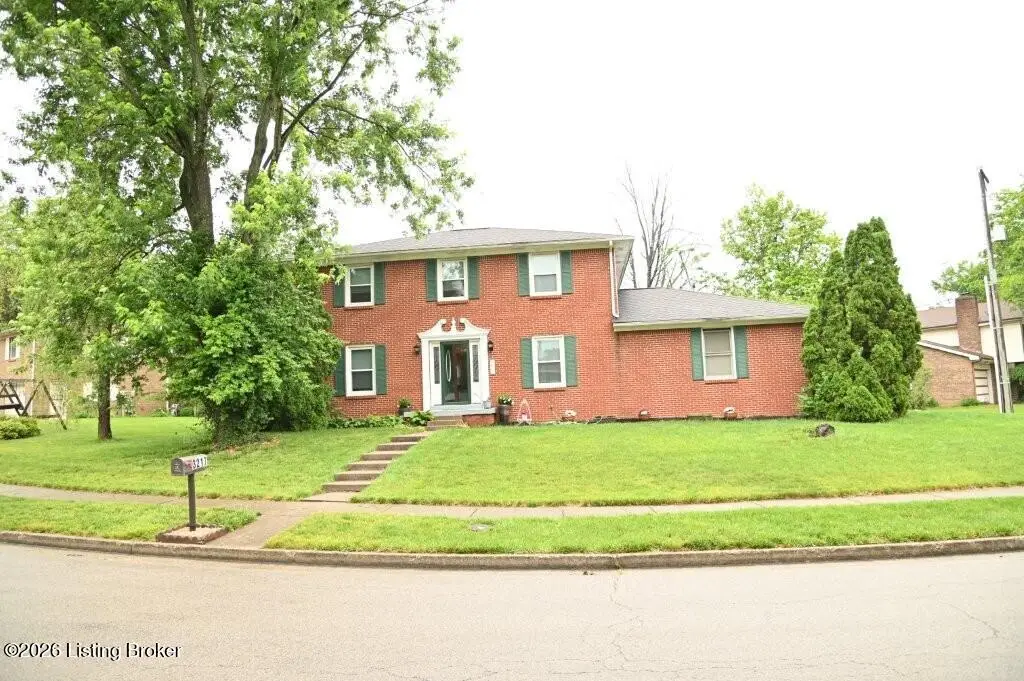 3217 Yellowstone Pkwy, Lexington, KY 40517 - #1